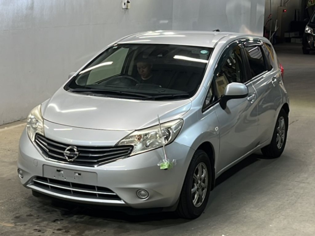 NISSAN NOTE — фото