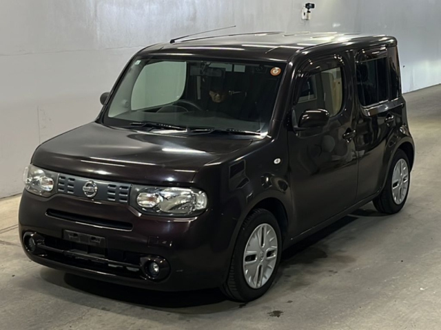 NISSAN CUBE — фото