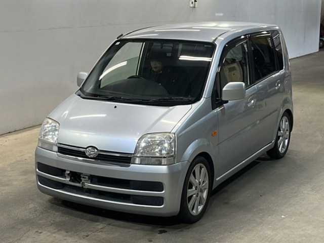 DAIHATSU MOVE — фото