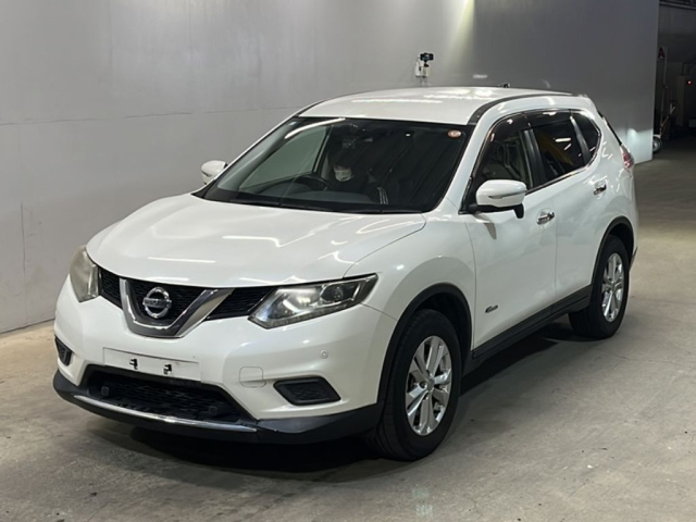 NISSAN X TRAIL — фото