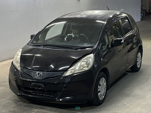 HONDA FIT — фото