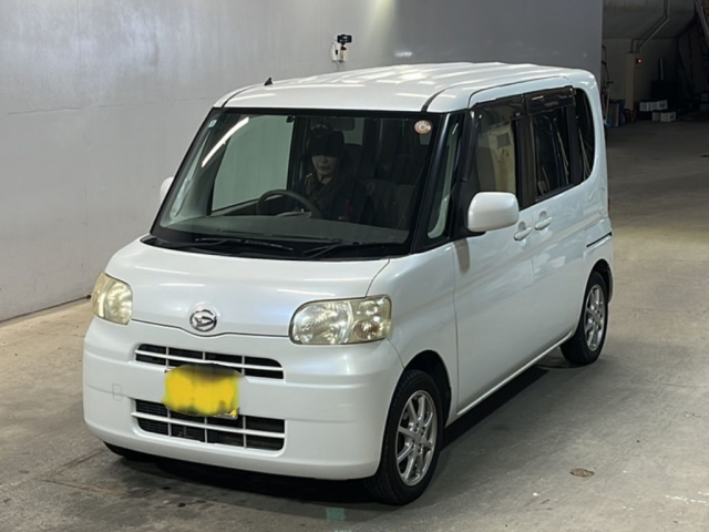 DAIHATSU TANTO — фото