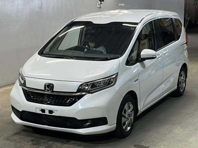 HONDA FREED — фото