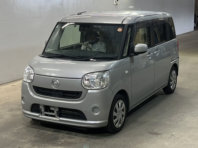 DAIHATSU MOVE — фото