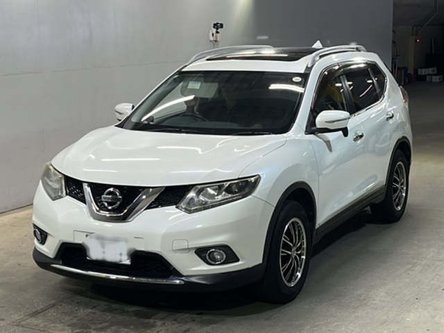 NISSAN X TRAIL — фото