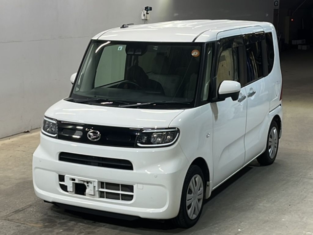 DAIHATSU TANTO — фото