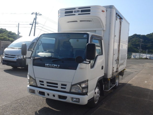 ISUZU ELF — фото