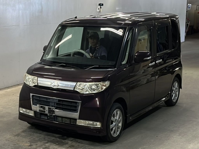 DAIHATSU TANTO — фото