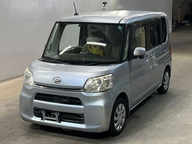 DAIHATSU TANTO — фото