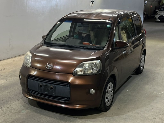 TOYOTA PORTE — фото