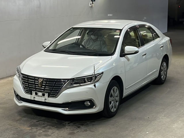 TOYOTA PREMIO — фото