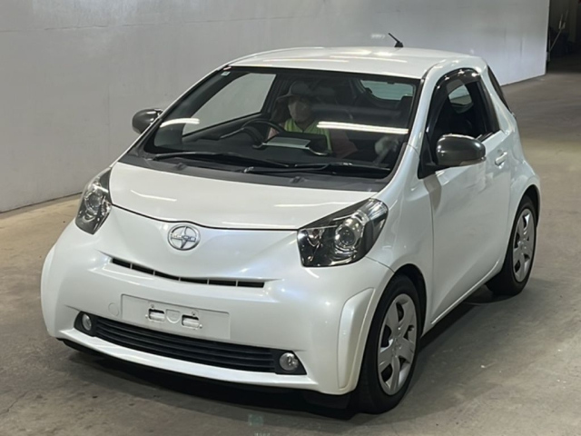 TOYOTA IQ — фото