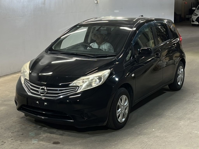 NISSAN NOTE — фото