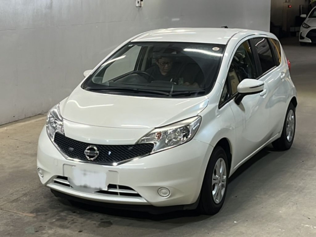 NISSAN NOTE — фото