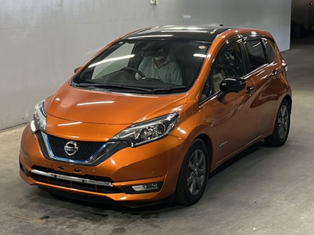 NISSAN NOTE — фото