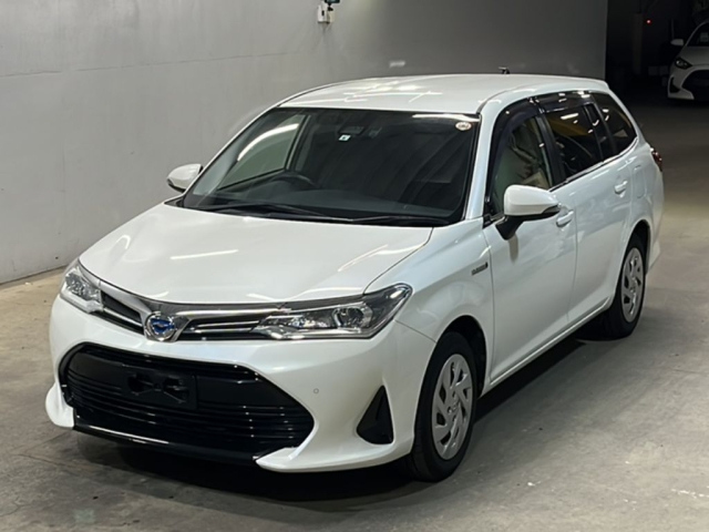 TOYOTA COROLLA — фото