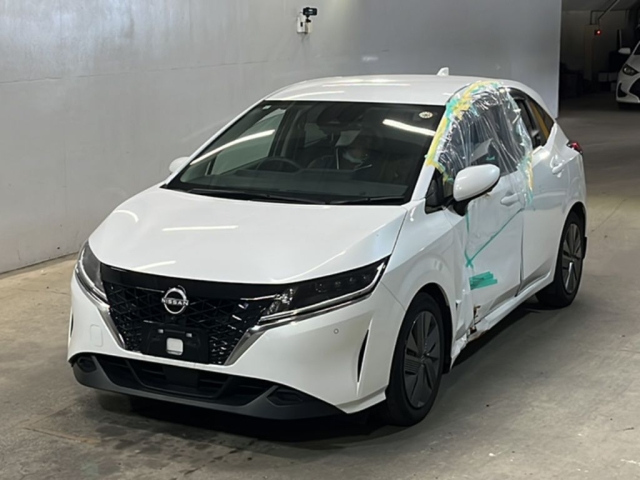 NISSAN NOTE — фото