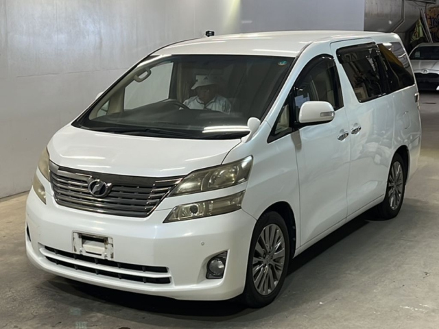 TOYOTA VELLFIRE — фото