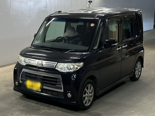 DAIHATSU TANTO — фото