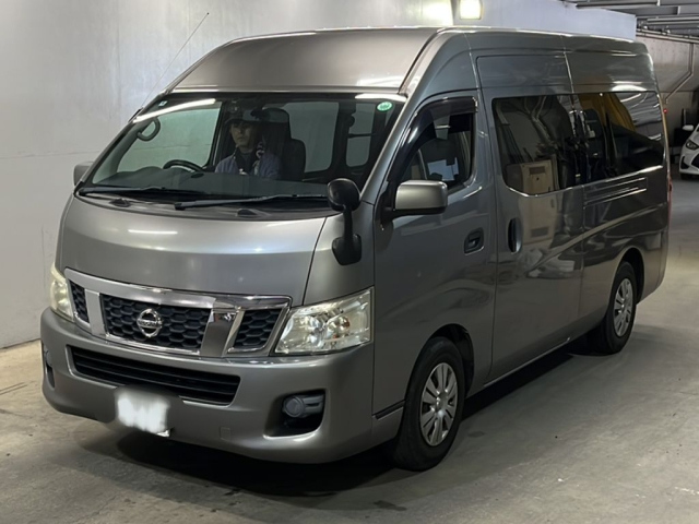 NISSAN CARAVAN — фото
