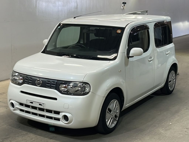 NISSAN CUBE — фото