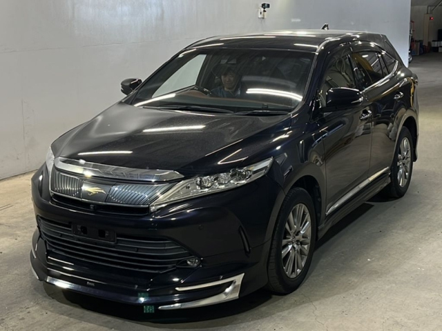 TOYOTA HARRIER — фото