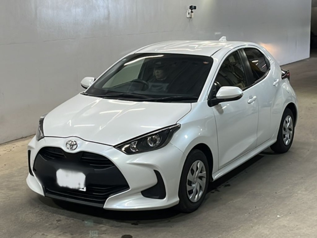 TOYOTA YARIS — фото