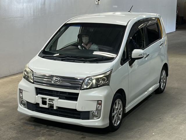 DAIHATSU MOVE — фото