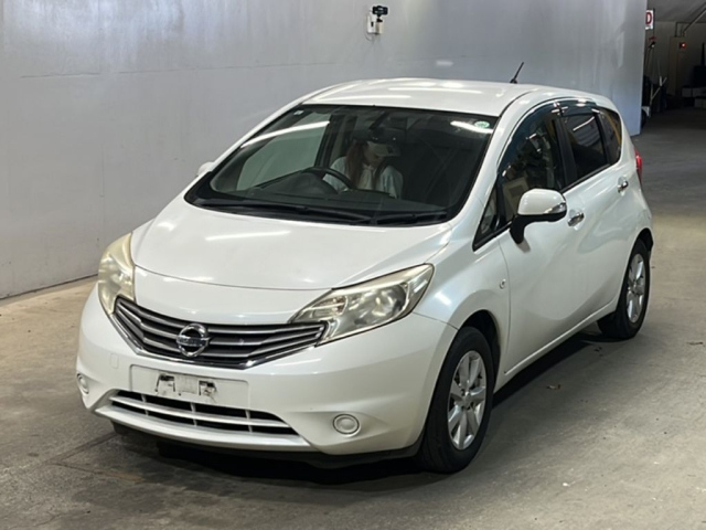 NISSAN NOTE — фото