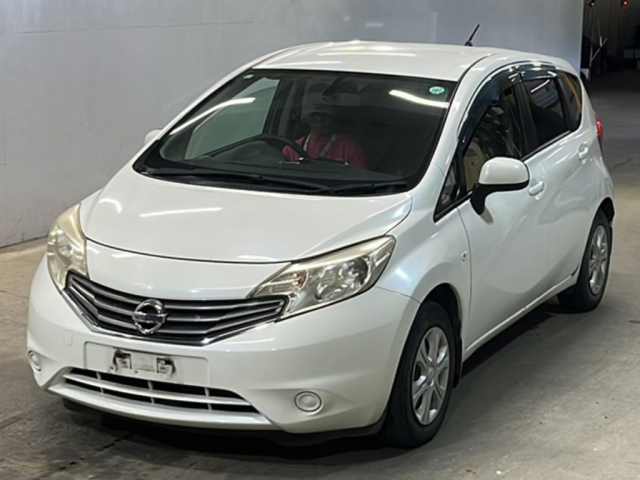 NISSAN NOTE — фото