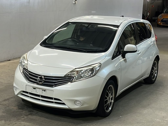 NISSAN NOTE — фото