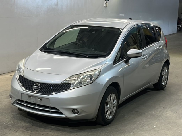 NISSAN NOTE — фото