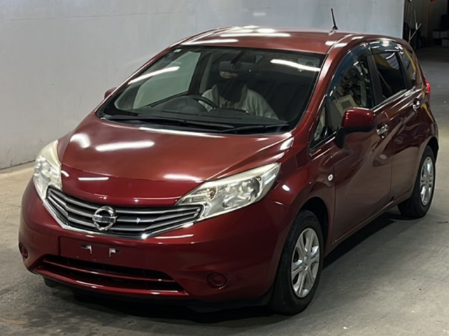 NISSAN NOTE — фото