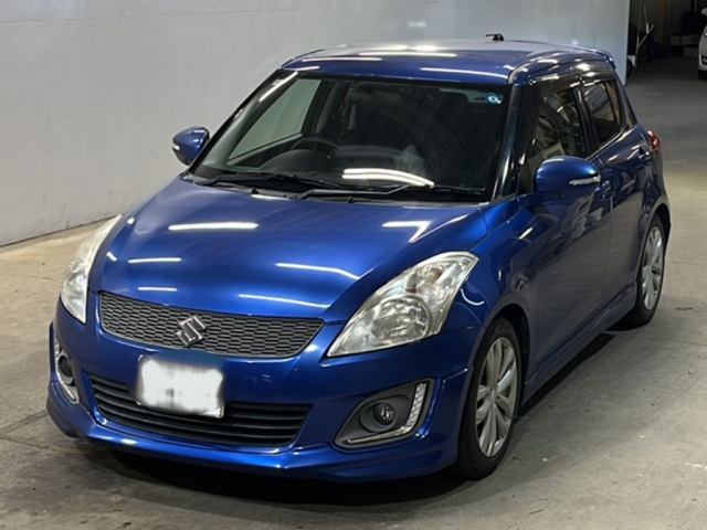 SUZUKI SWIFT — фото