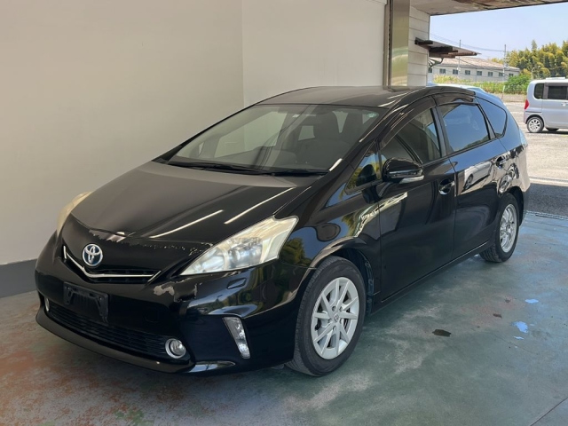 TOYOTA PRIUS — фото