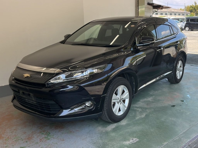 TOYOTA HARRIER — фото