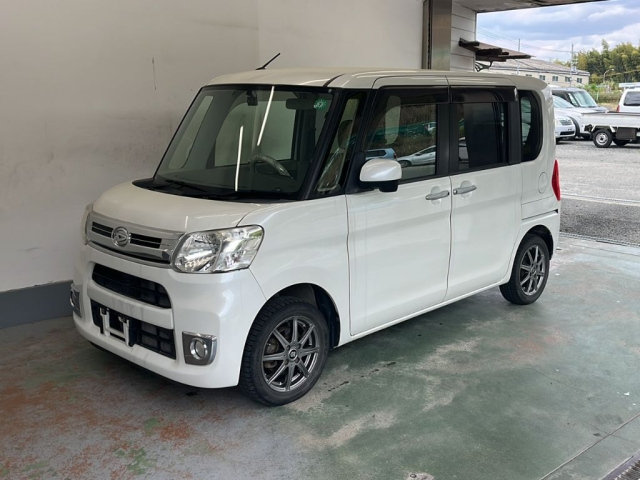 DAIHATSU TANTO — фото