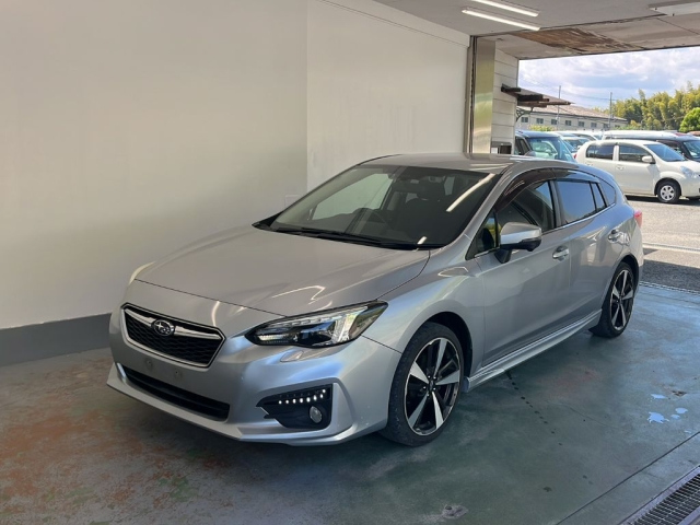 SUBARU IMPREZA — фото