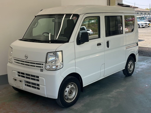 NISSAN CLIPPER — фото