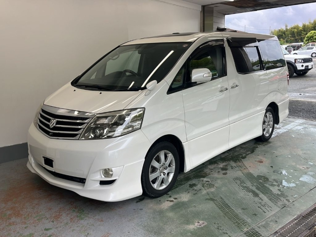 TOYOTA ALPHARD — фото