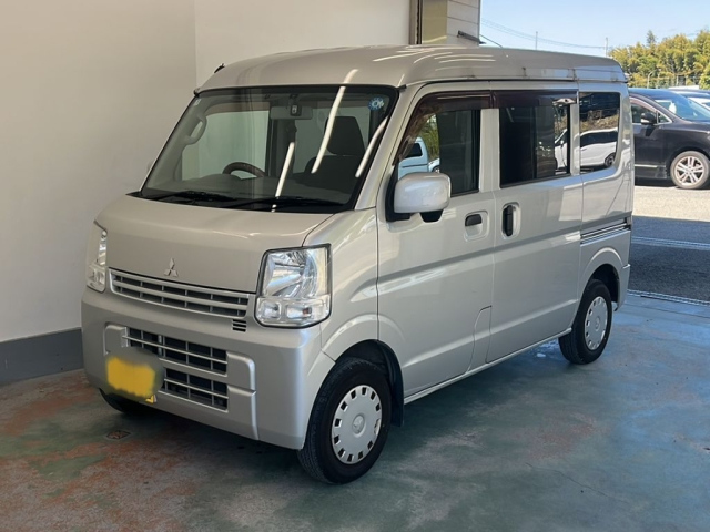 MITSUBISHI MINICAB VAN