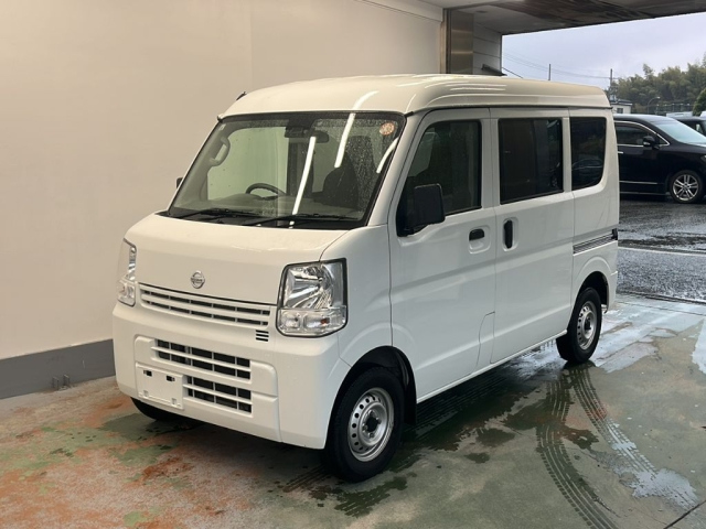 NISSAN CLIPPER VAN
