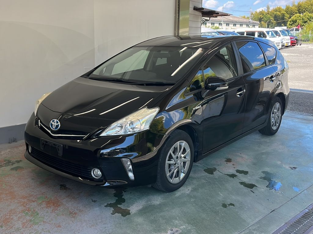 TOYOTA PRIUS — фото