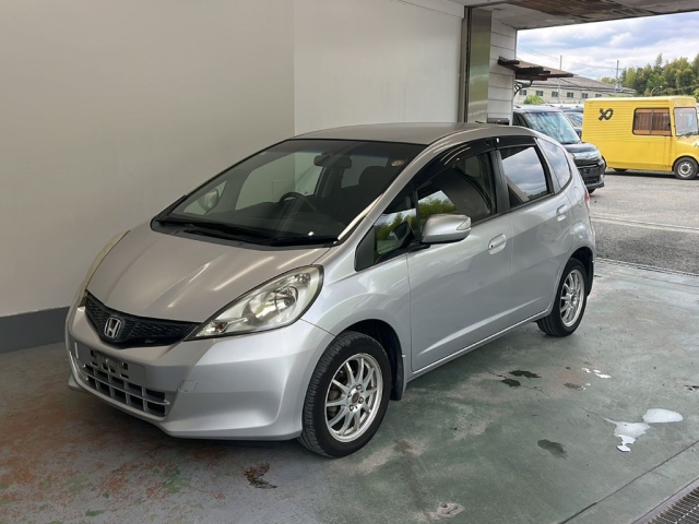 HONDA FIT — фото