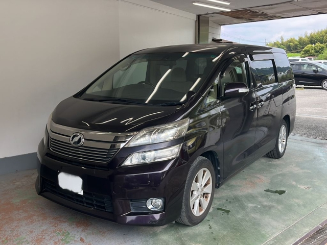 TOYOTA VELLFIRE — фото