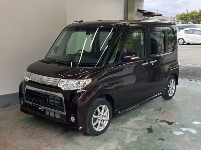 DAIHATSU TANTO — фото