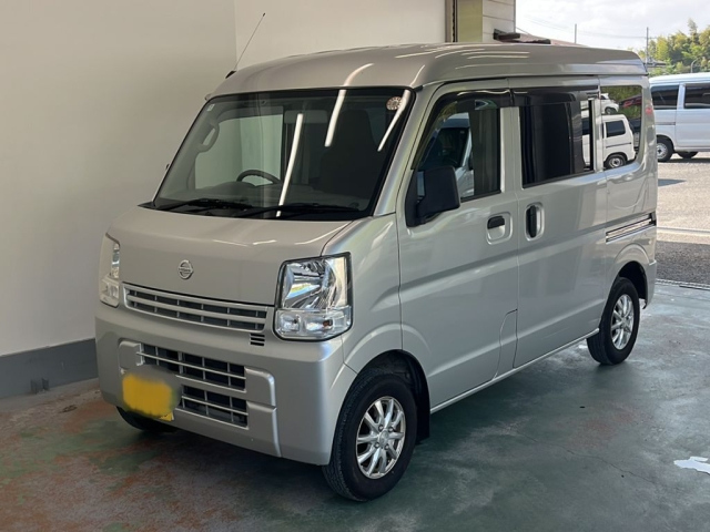 NISSAN CLIPPER — фото