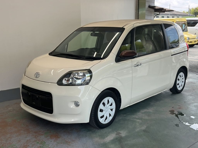 TOYOTA PORTE — фото