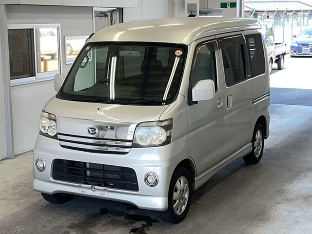 DAIHATSU ATRAI — фото