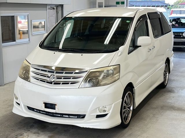 TOYOTA ALPHARD — фото